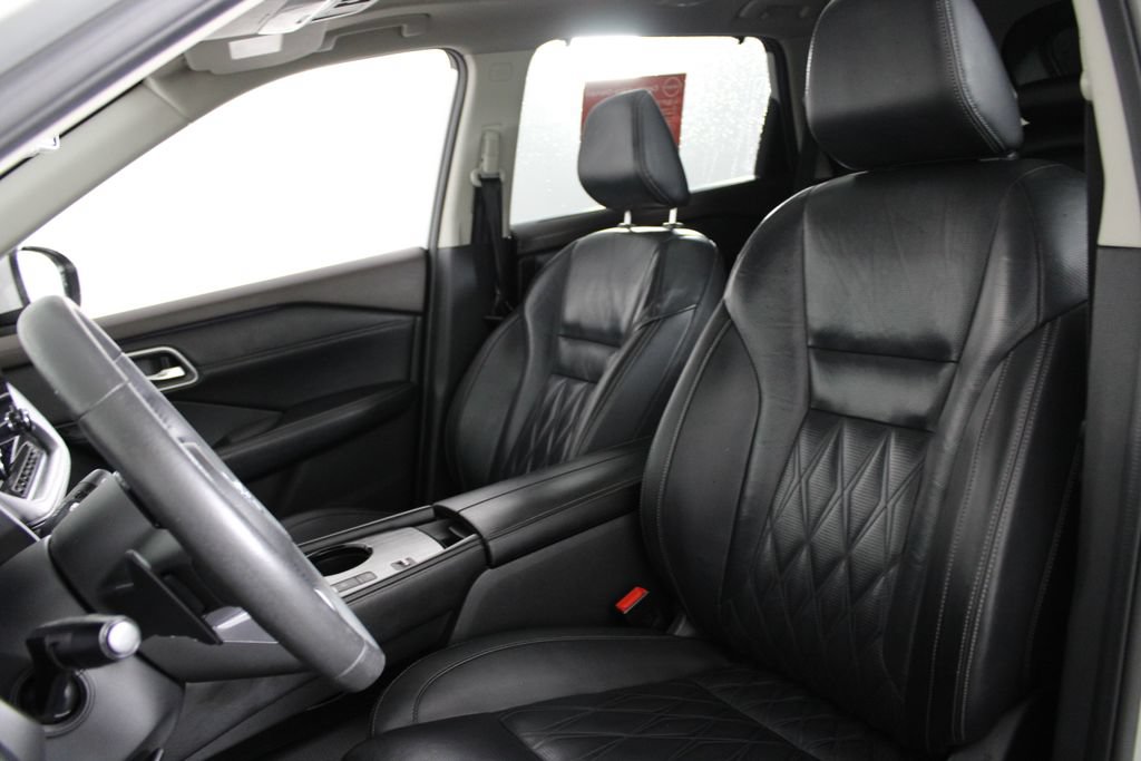 Certified 2021 Nissan Rogue Platinum FWD image 20