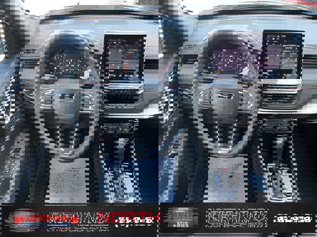 Used 2024 Jeep Compass Trailhawk image 13