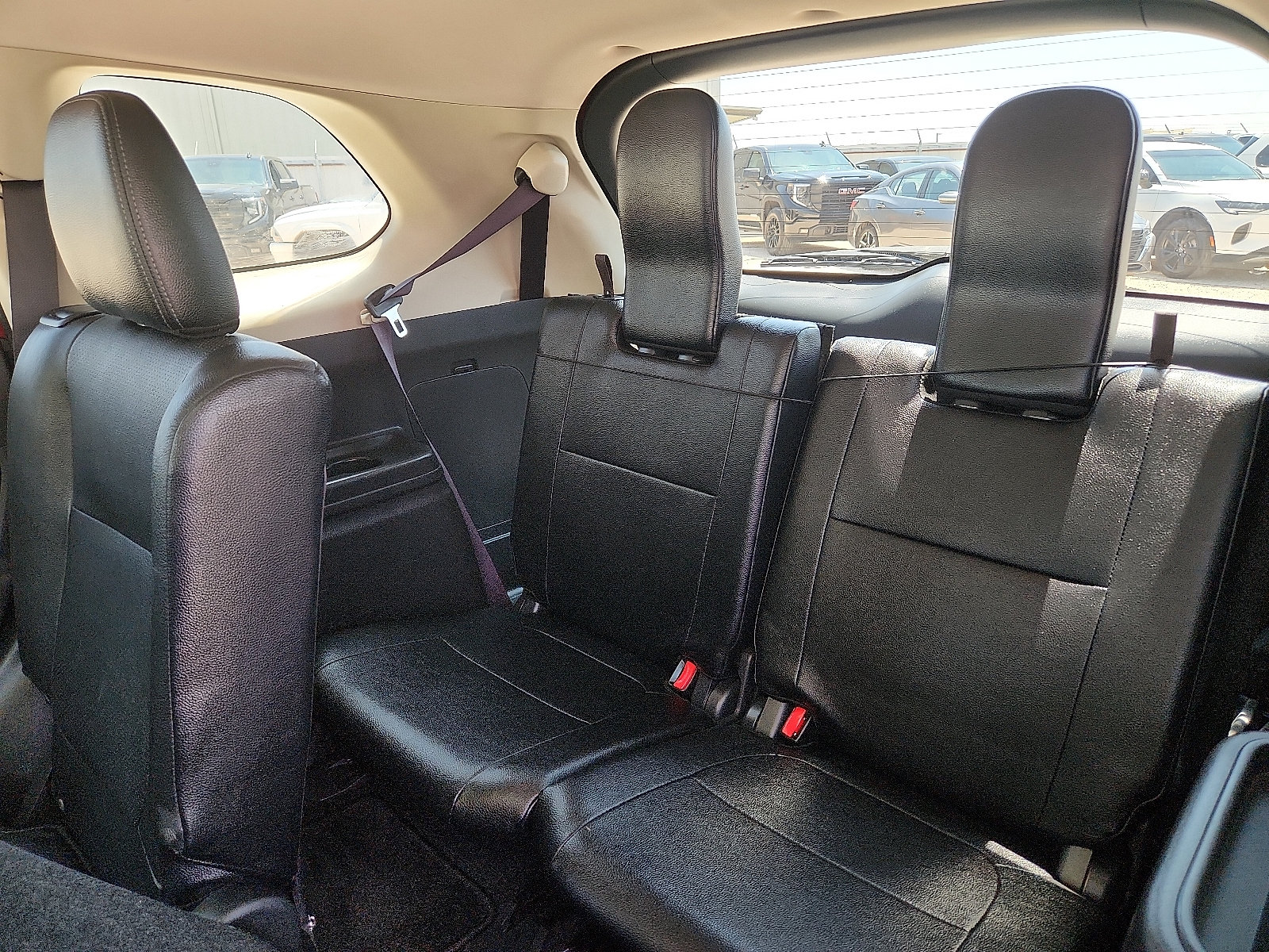Used 2016 Mitsubishi Outlander GT AWD/4WD image 9