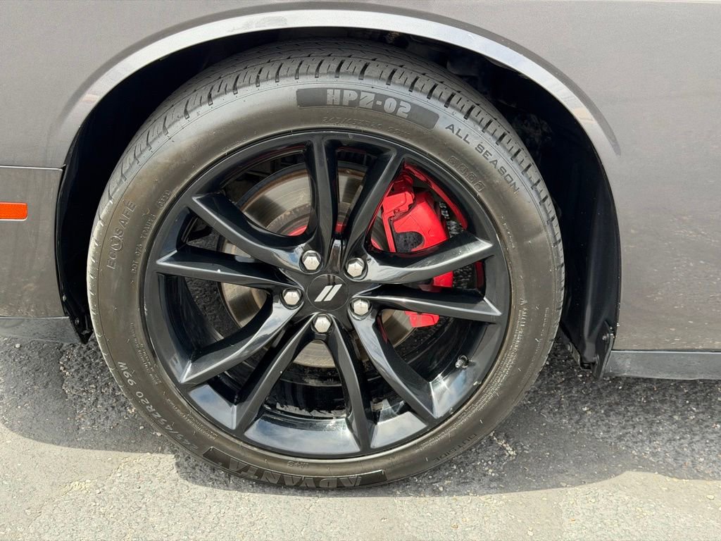 Used 2018 Dodge Challenger SXT Plus RWD image 10