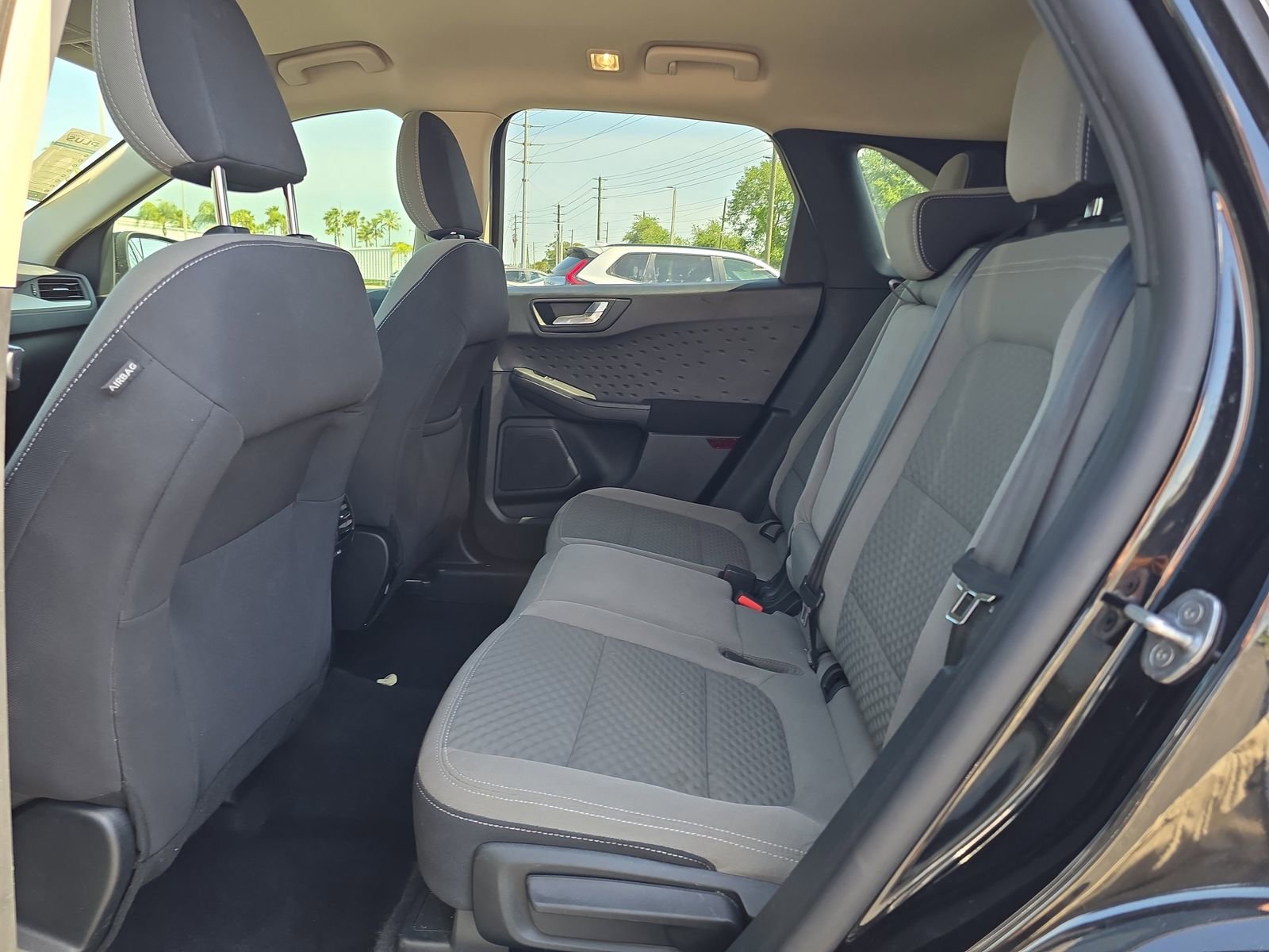 Used 2020 Ford Escape SE FWD image 13