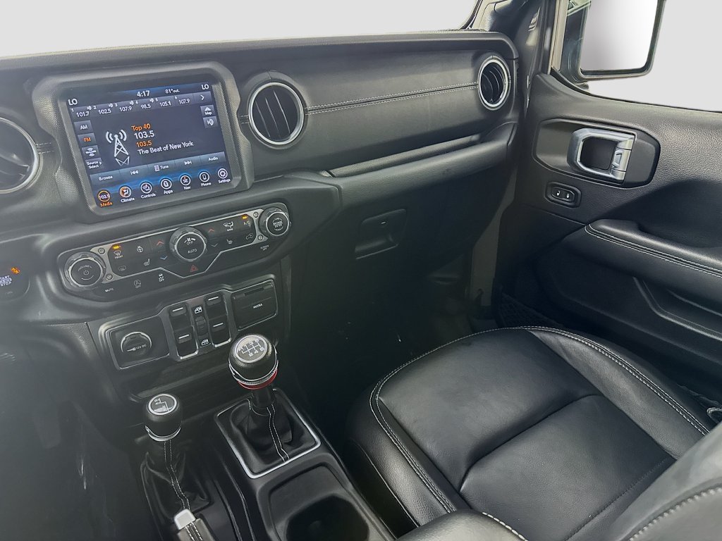 Used 2021 Jeep Gladiator Overland w/ Popular Equipment Package AWD/4WD image 29