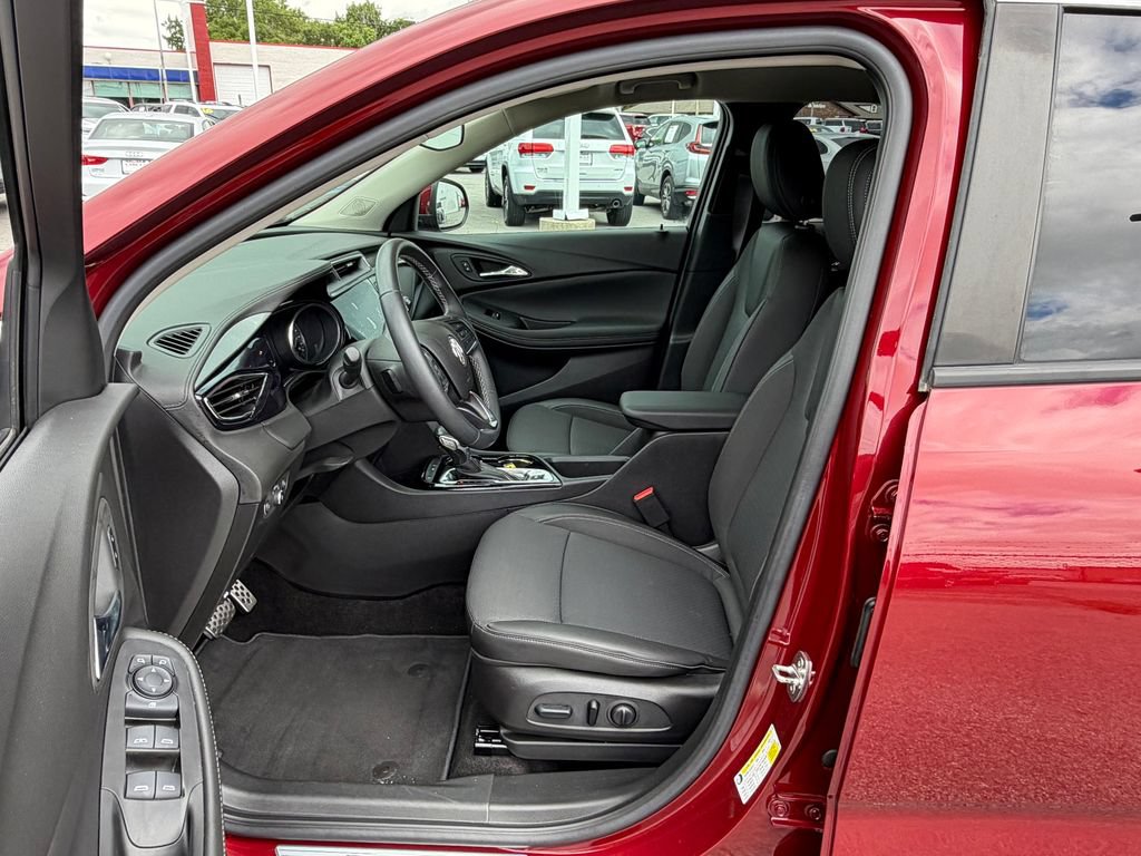 Used 2023 Buick Encore GX Select w/ Sport Touring Package FWD image 24