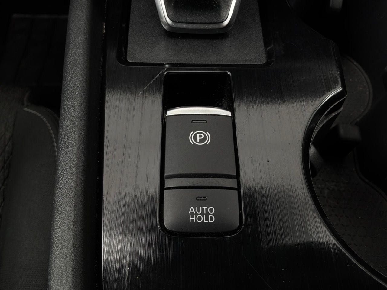 Used 2025 Nissan Rogue SV FWD image 26