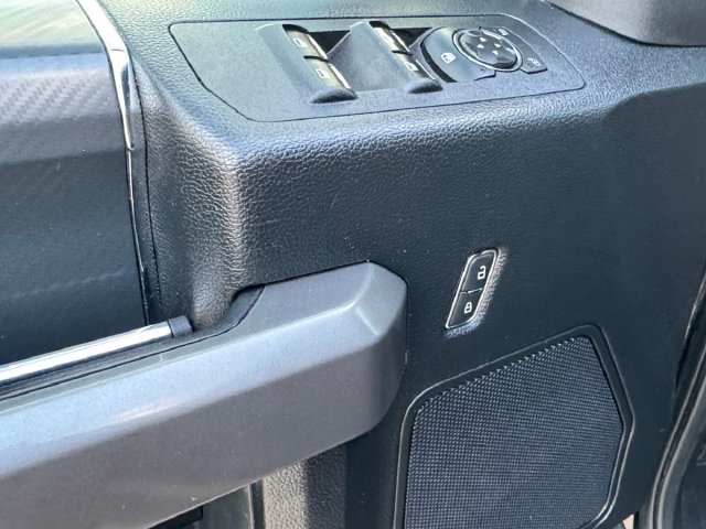 Used 2020 Ford F150 4x4 SuperCrew image 5