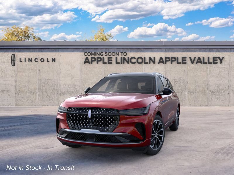 New 2026 Lincoln Nautilus Reserve AWD/4WD image 2
