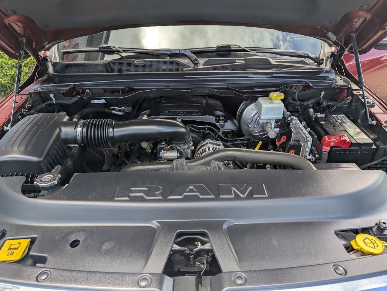 Used 2019 RAM 1500 Laramie AWD/4WD image 32