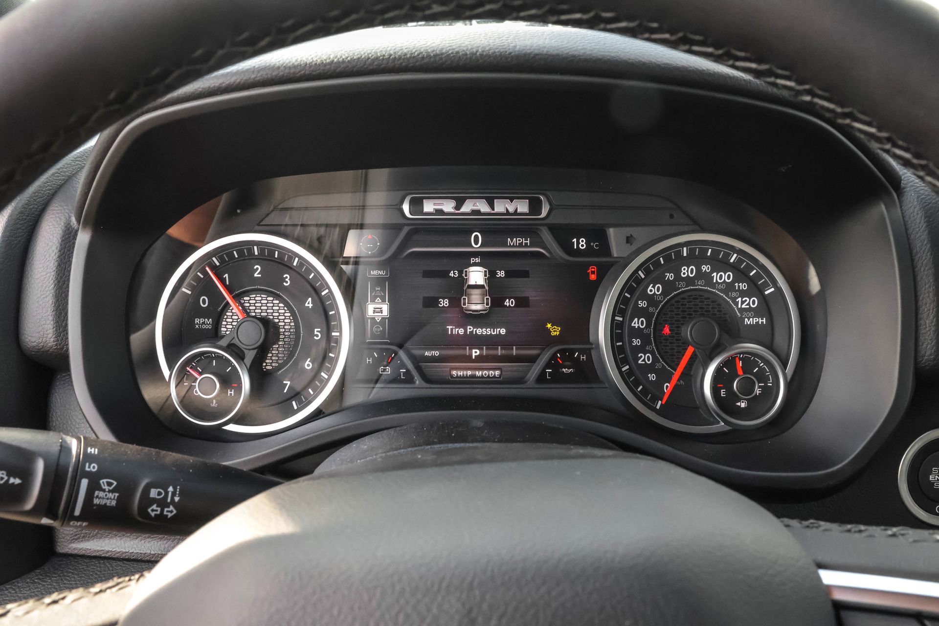 New 2026 RAM 1500 4x4 Crew Cab image 19