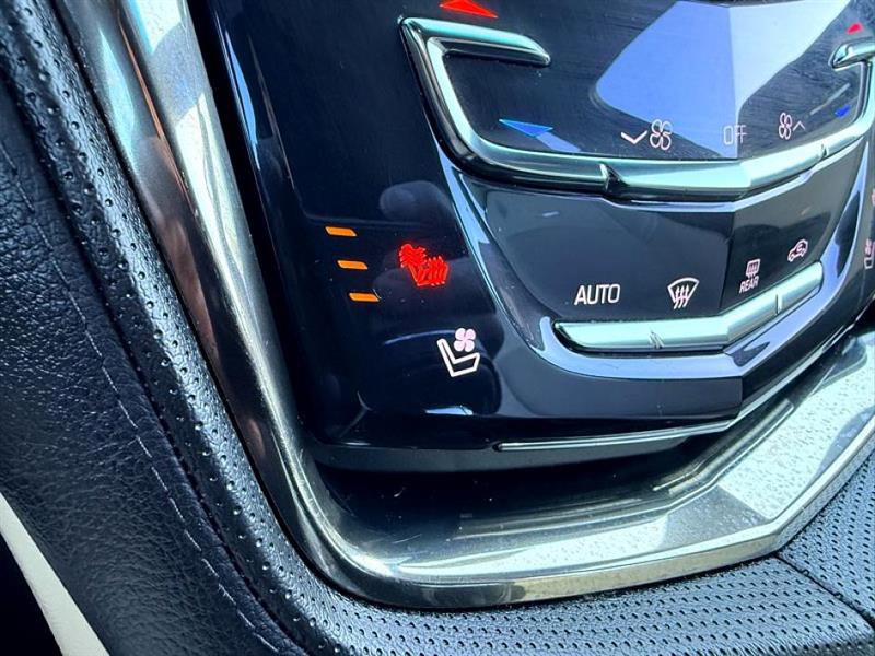 Used 2018 Cadillac CTS Luxury image 34