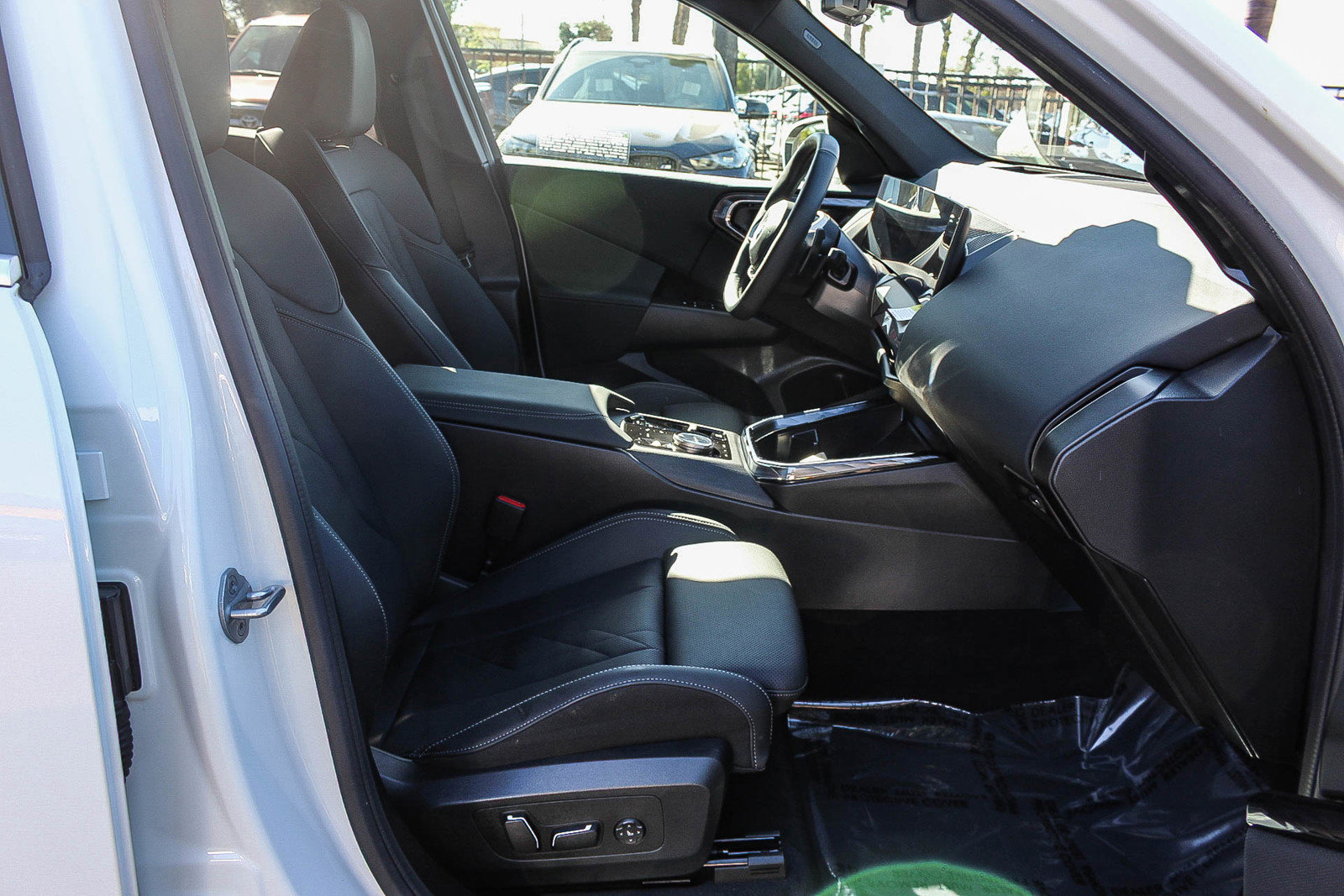 Used 2025 BMW X3 xDrive30i w/ Premium Package image 16