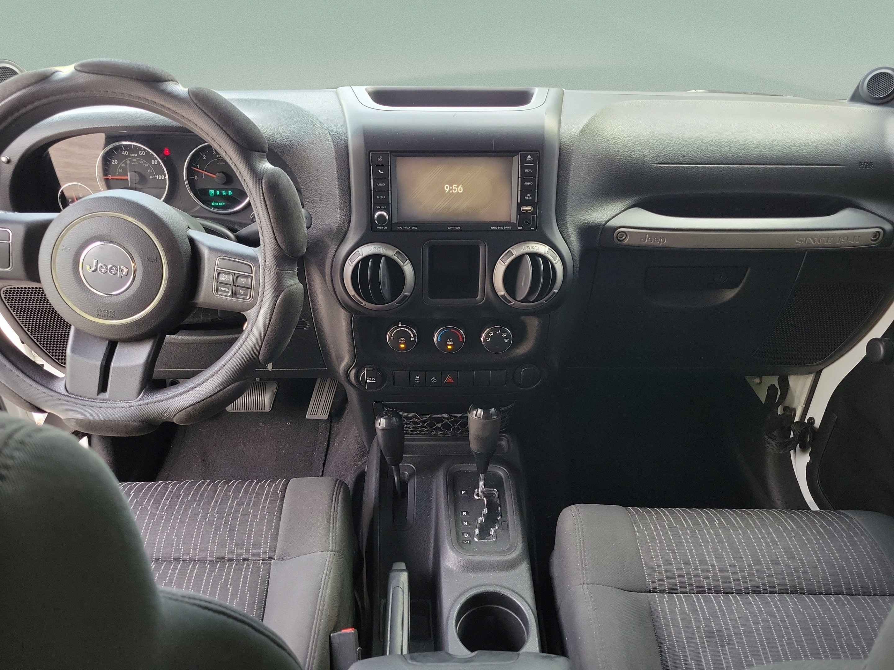 Used 2012 Jeep Wrangler Sport AWD/4WD image 6