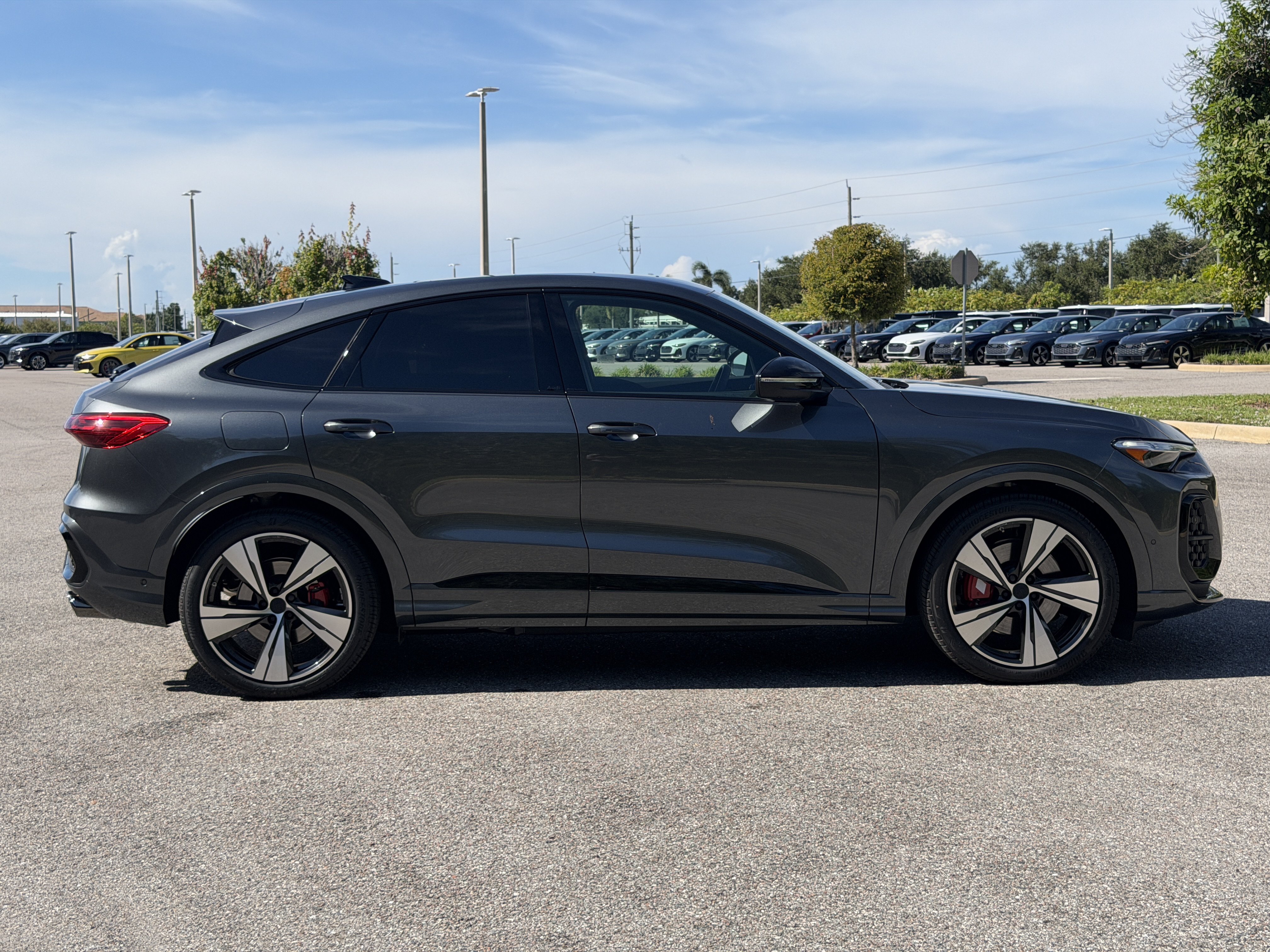 New 2026 Audi SQ5 Premium Plus AWD/4WD image 8