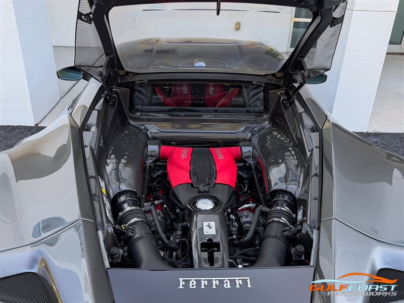 Used 2021 Ferrari F8 Tributo RWD image 35