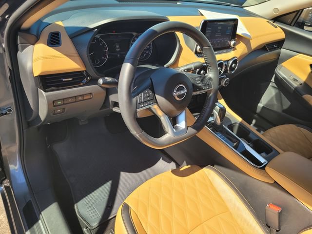 Used 2025 Nissan Sentra SV w/ SV Premium Package FWD image 12
