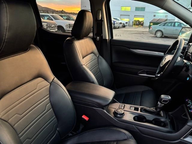 New 2025 Ford Ranger Lariat w/ Convenience Package image 24