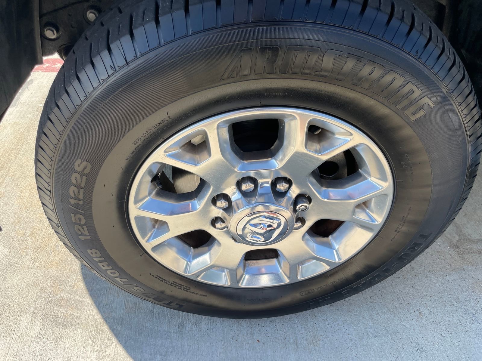 Used 2022 RAM 3500 Laramie image 28