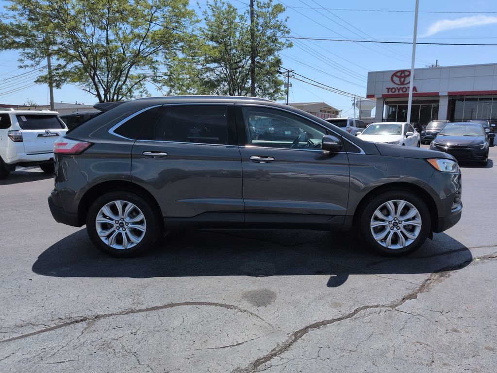 Used 2020 Ford Edge Titanium AWD/4WD image 6