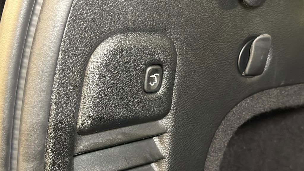 Used 2021 Jeep Grand Cherokee SRT image 15