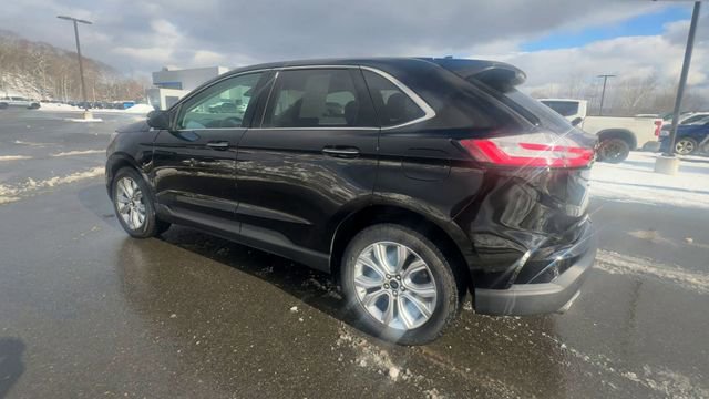 Used 2023 Ford Edge Titanium image 6