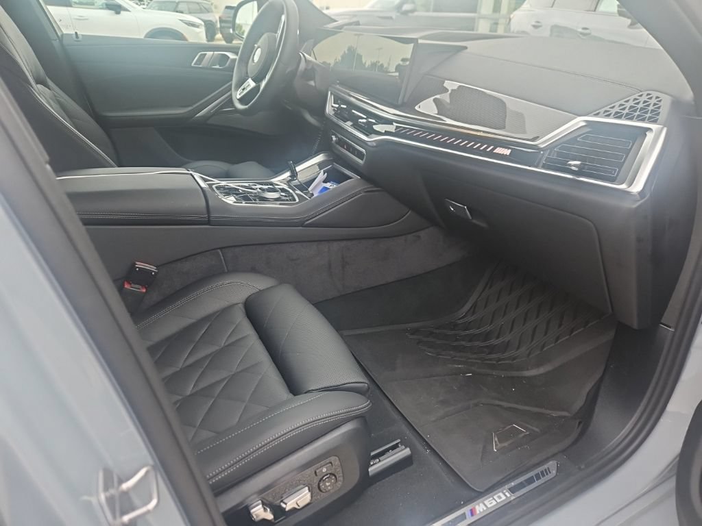 Used 2026 BMW X6 M60i AWD/4WD image 11