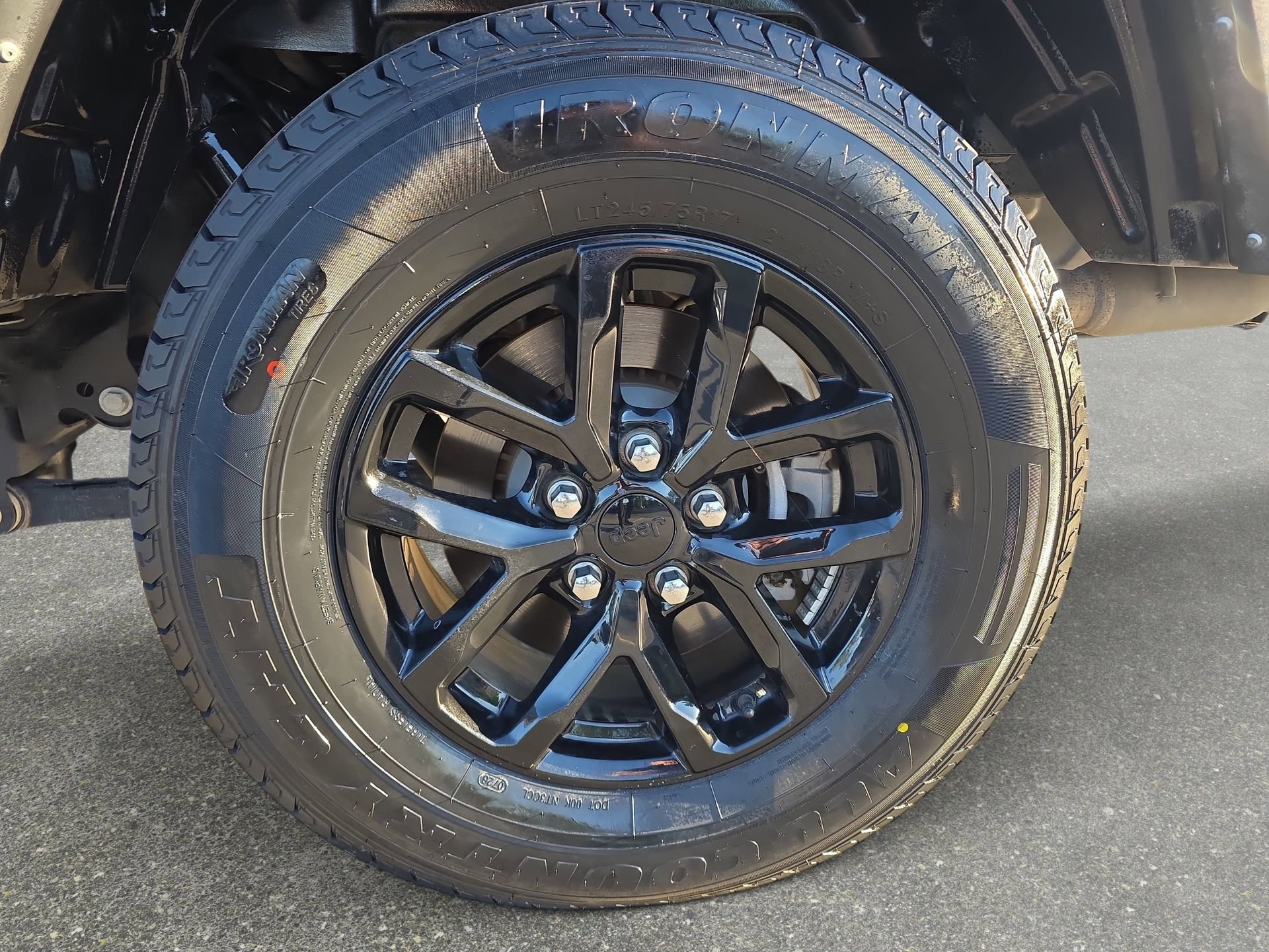 Used 2022 Jeep Gladiator Sport AWD/4WD image 31