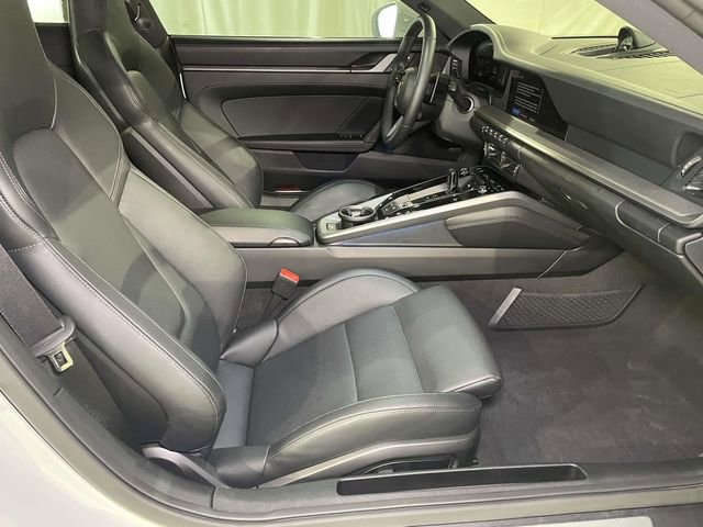 Certified 2025 Porsche 911 Carrera image 21