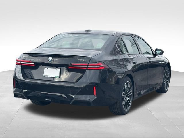 New 2026 BMW 530i xDrive w/ M Sport Package AWD/4WD image 4