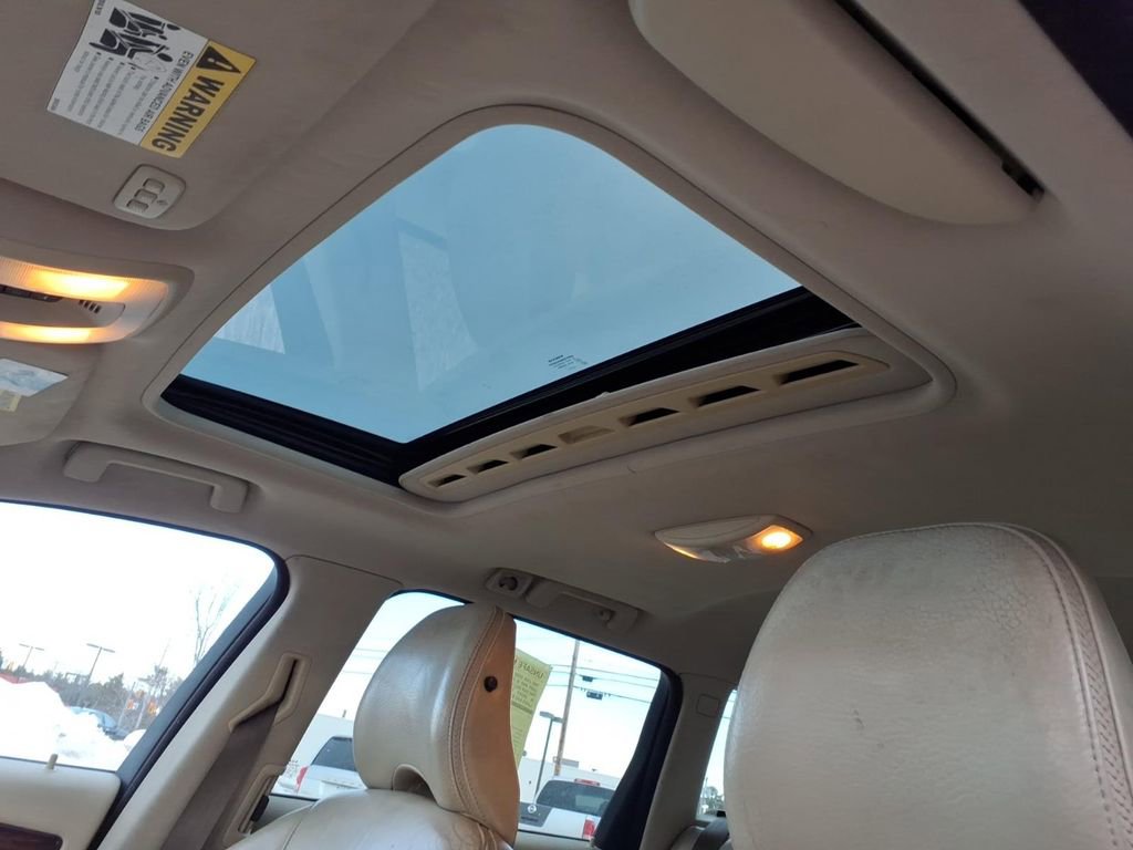 Used 2008 Volvo XC70 3.2 image 19