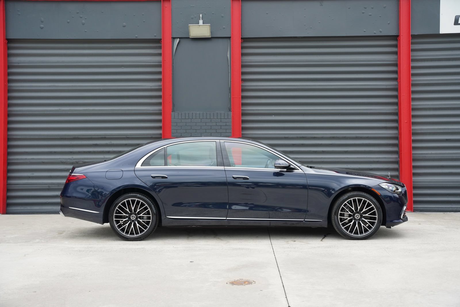 Used 2023 Mercedes-Benz S 580 4MATIC Sedan w/ Warmth & Comfort Package image 11