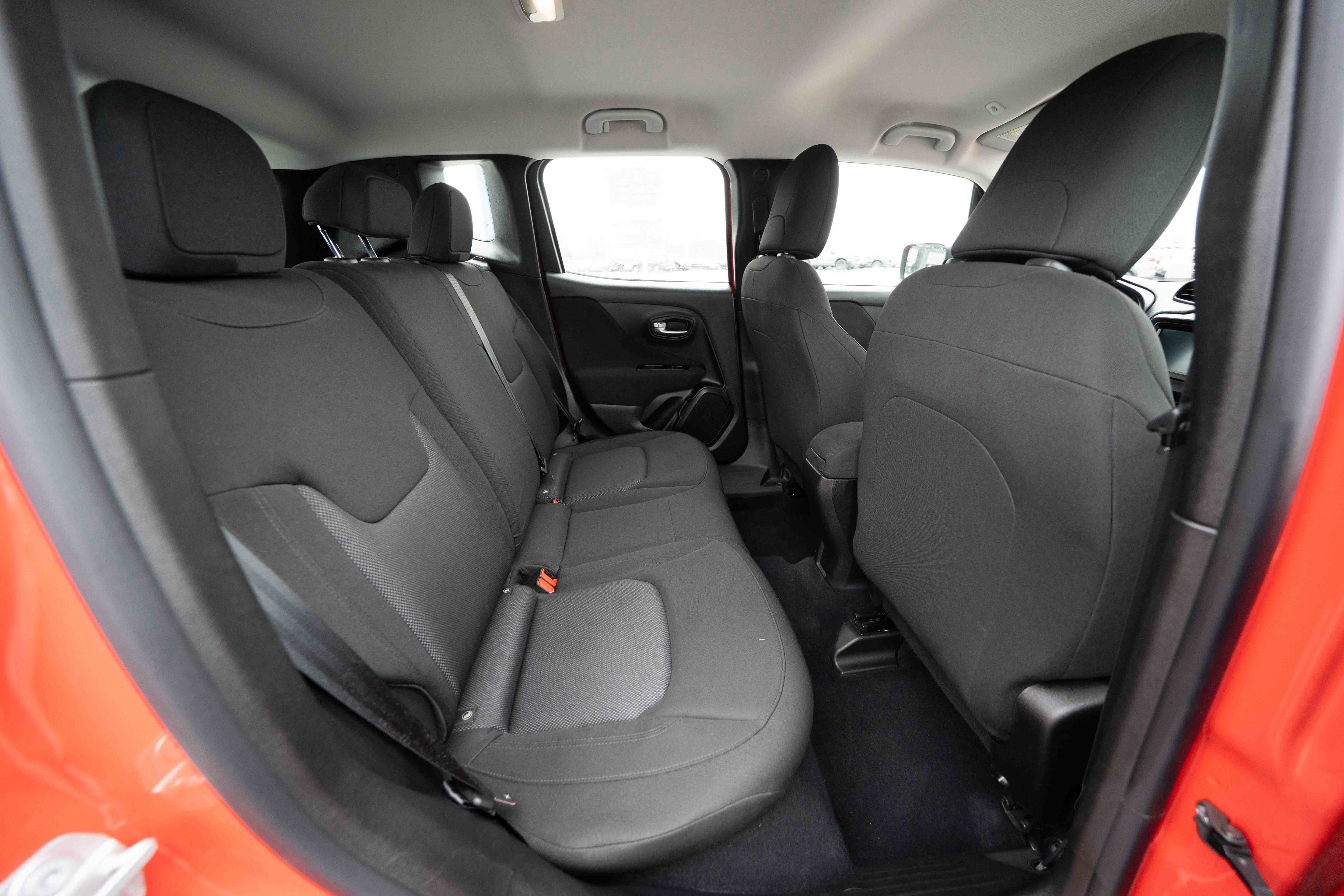 Used 2021 Jeep Renegade Sport image 25