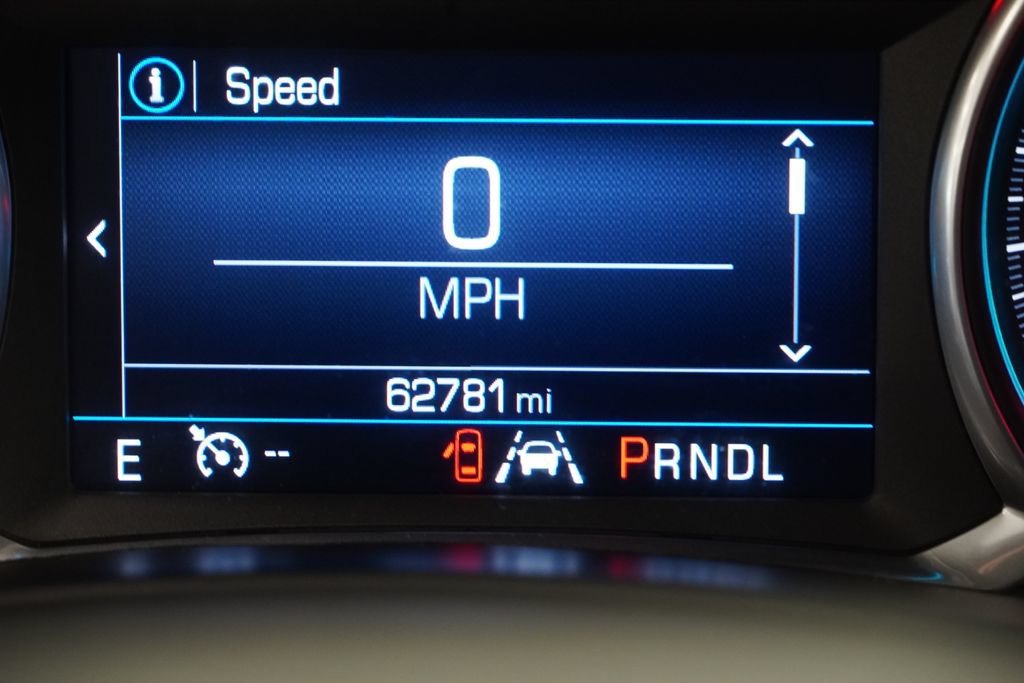 Used 2020 Chevrolet Equinox LT w/ Driver Convenience Package FWD image 4