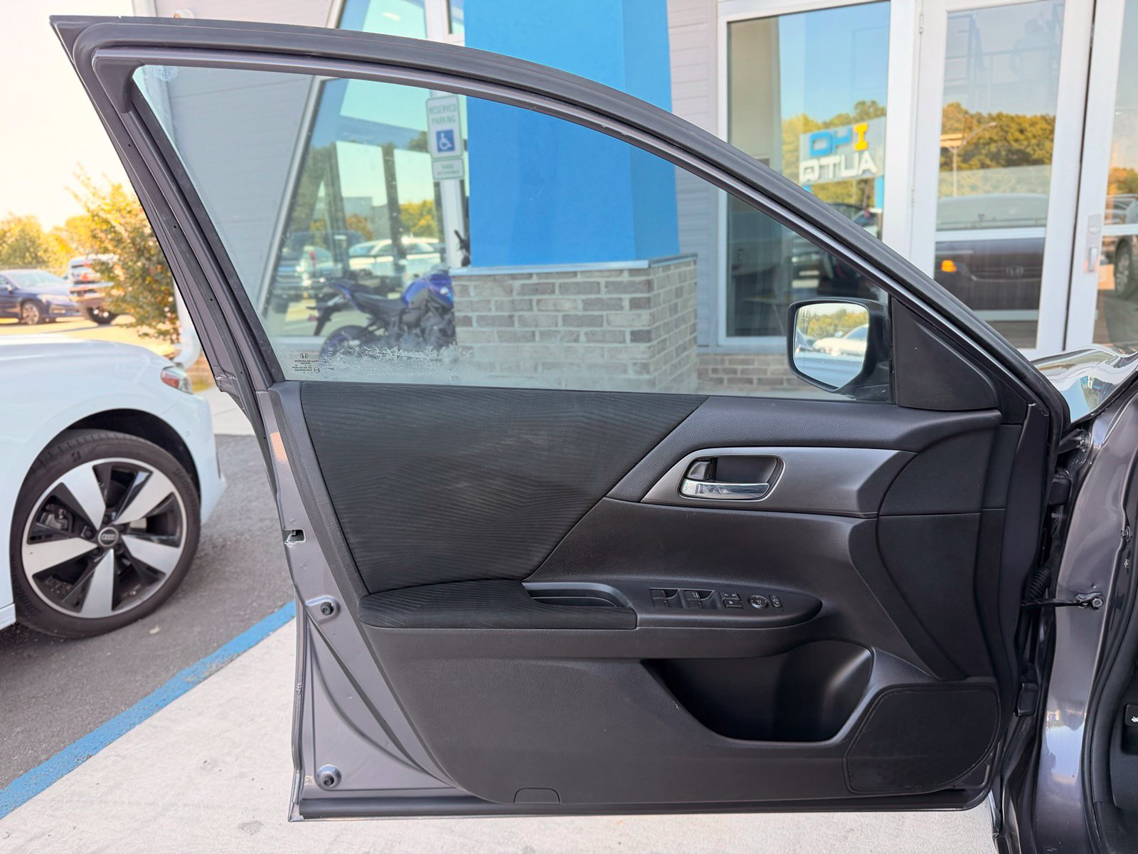 Used 2014 Honda Accord LX image 13