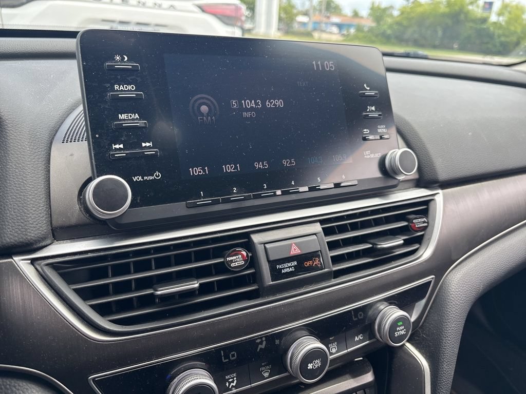 Used 2018 Honda Accord LX image 3
