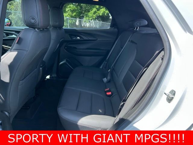 Used 2023 Chevrolet TrailBlazer RS w/ Sun and Liftgate Package image 15