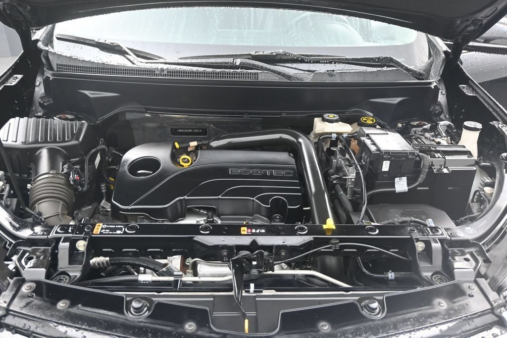 Used 2024 Chevrolet Equinox Premier FWD image 11