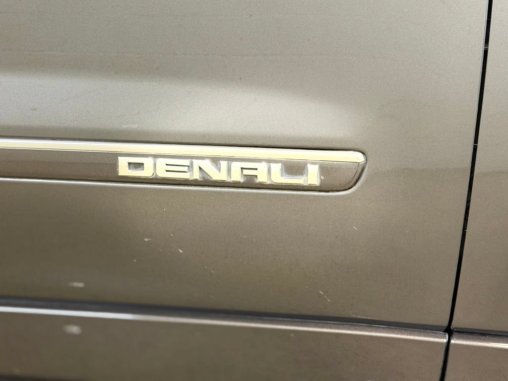 Used 2016 GMC Acadia Denali AWD/4WD image 5