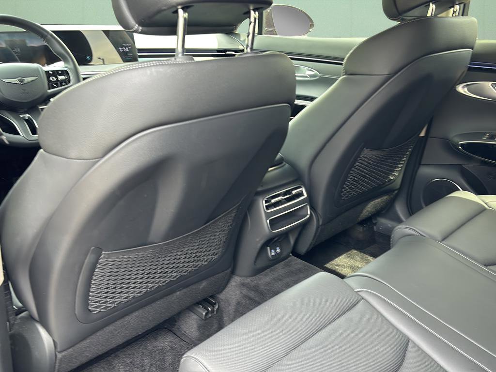 Certified 2026 Genesis GV70 2.5T image 17