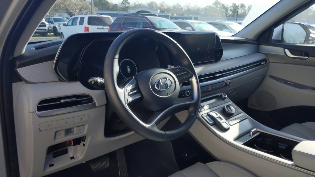 Used 2023 Hyundai Palisade SEL w/ Premium Package image 19