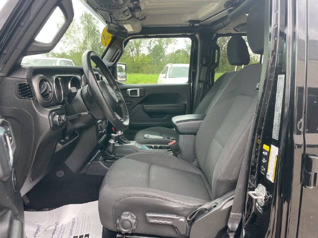 Used 2022 Jeep Gladiator Sport AWD/4WD image 19