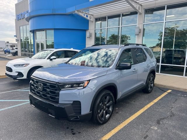 New 2026 Honda Pilot Sport image 2