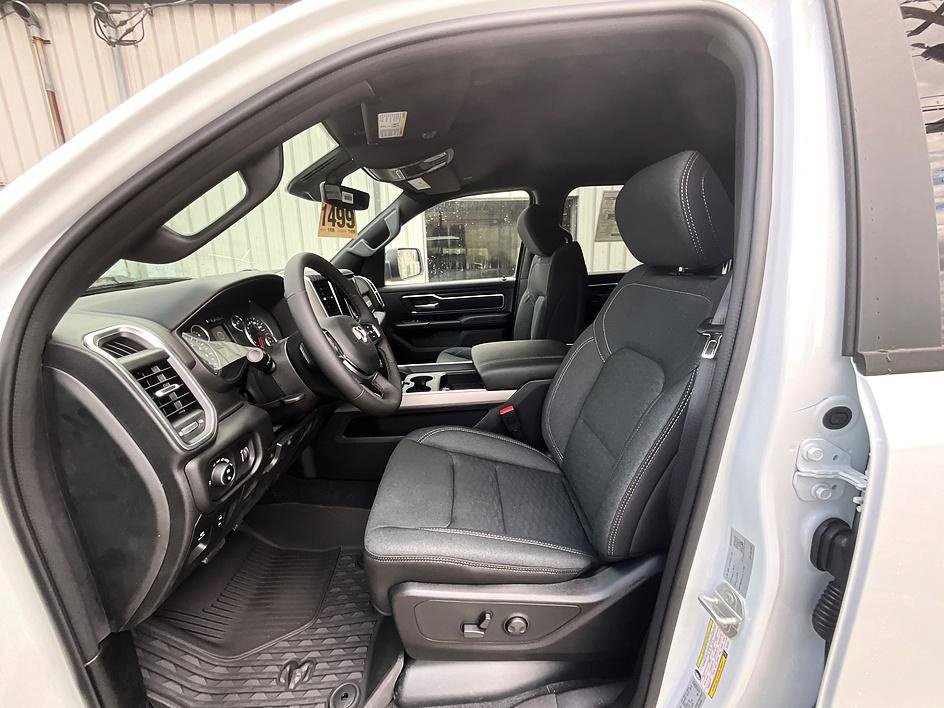 New 2026 RAM 1500 Big Horn w/ Night Edition AWD/4WD image 14