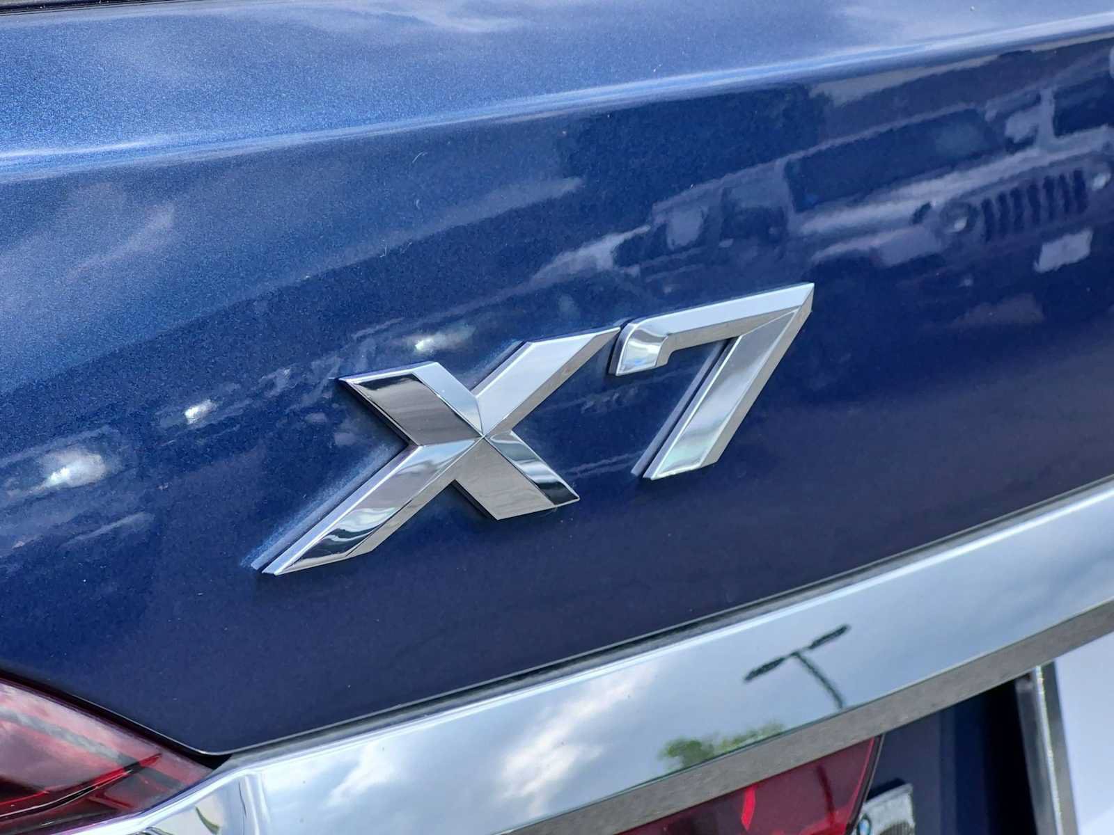 Used 2022 BMW X7 xDrive40i w/ Premium Package AWD/4WD image 13