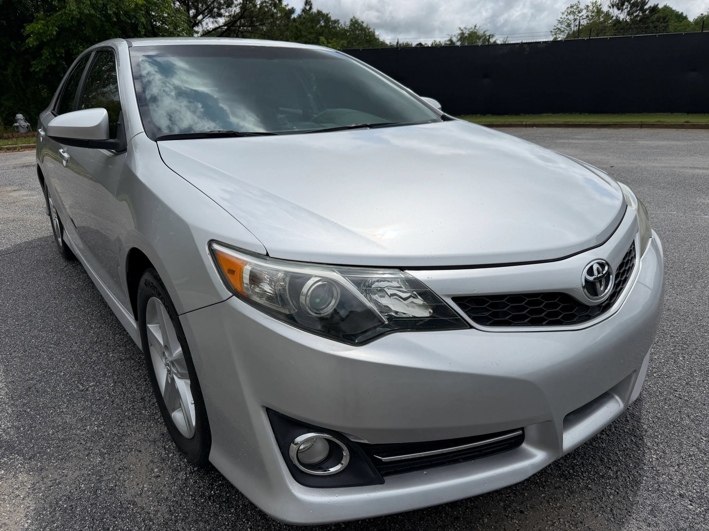 Used 2013 Toyota Camry SE FWD image 7