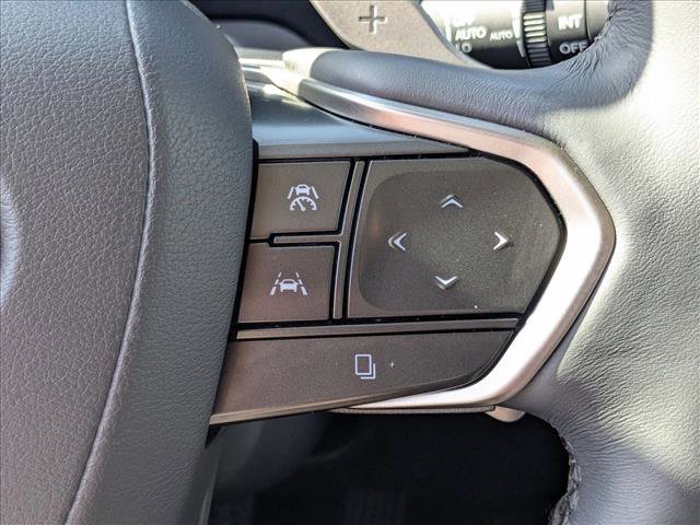 Used 2023 Lexus RX 350 w/ Luxury Package image 15