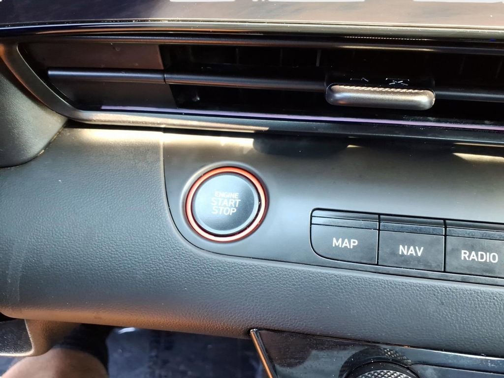 Used 2024 Hyundai Elantra N Line image 25