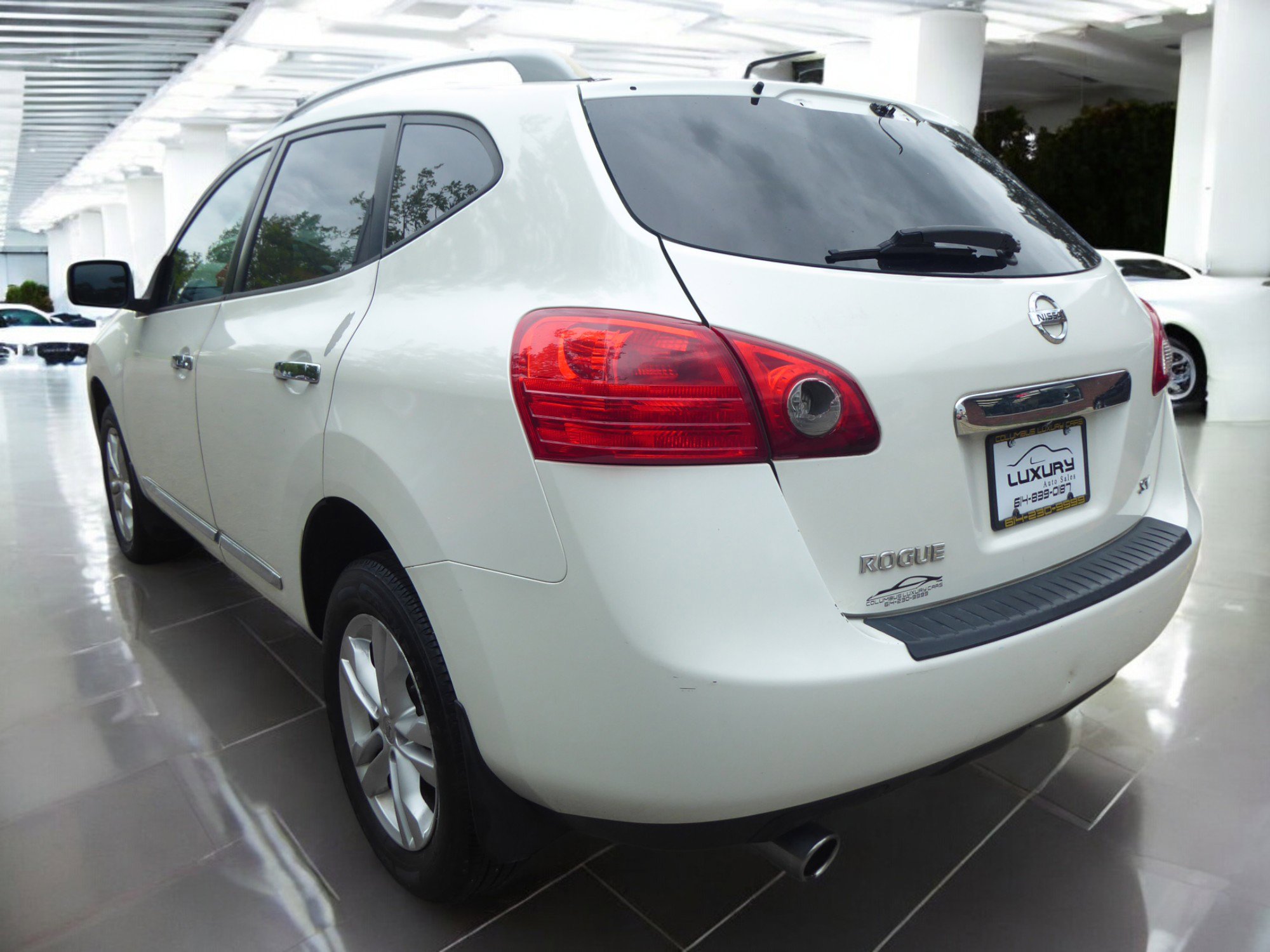 Used 2012 Nissan Rogue SV image 8