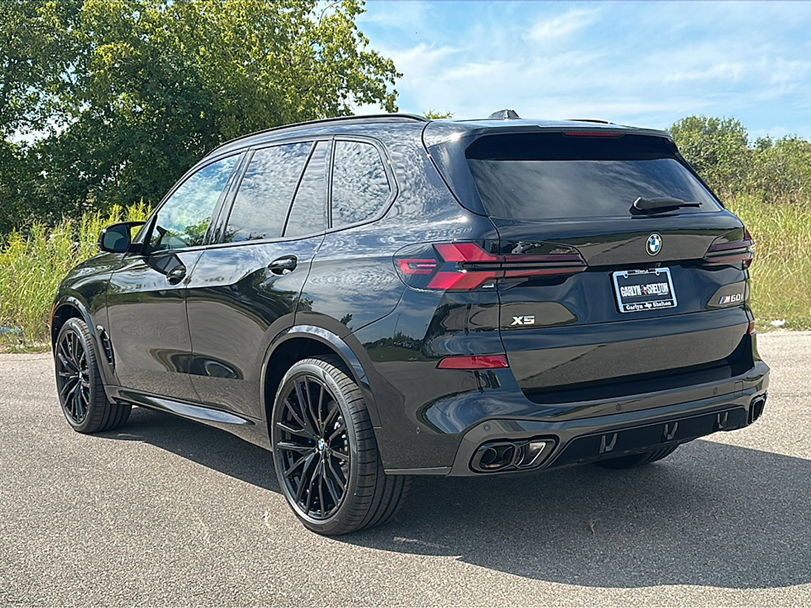New 2026 BMW X5 M60i image 6
