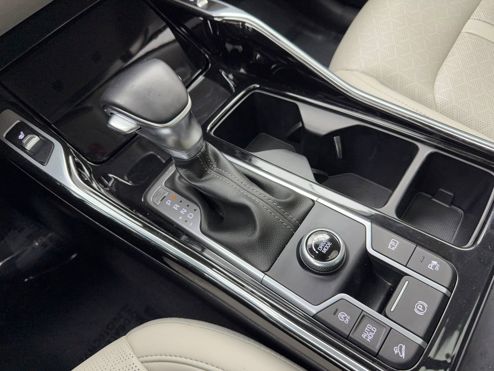 Used 2022 Kia Sorento SX image 32