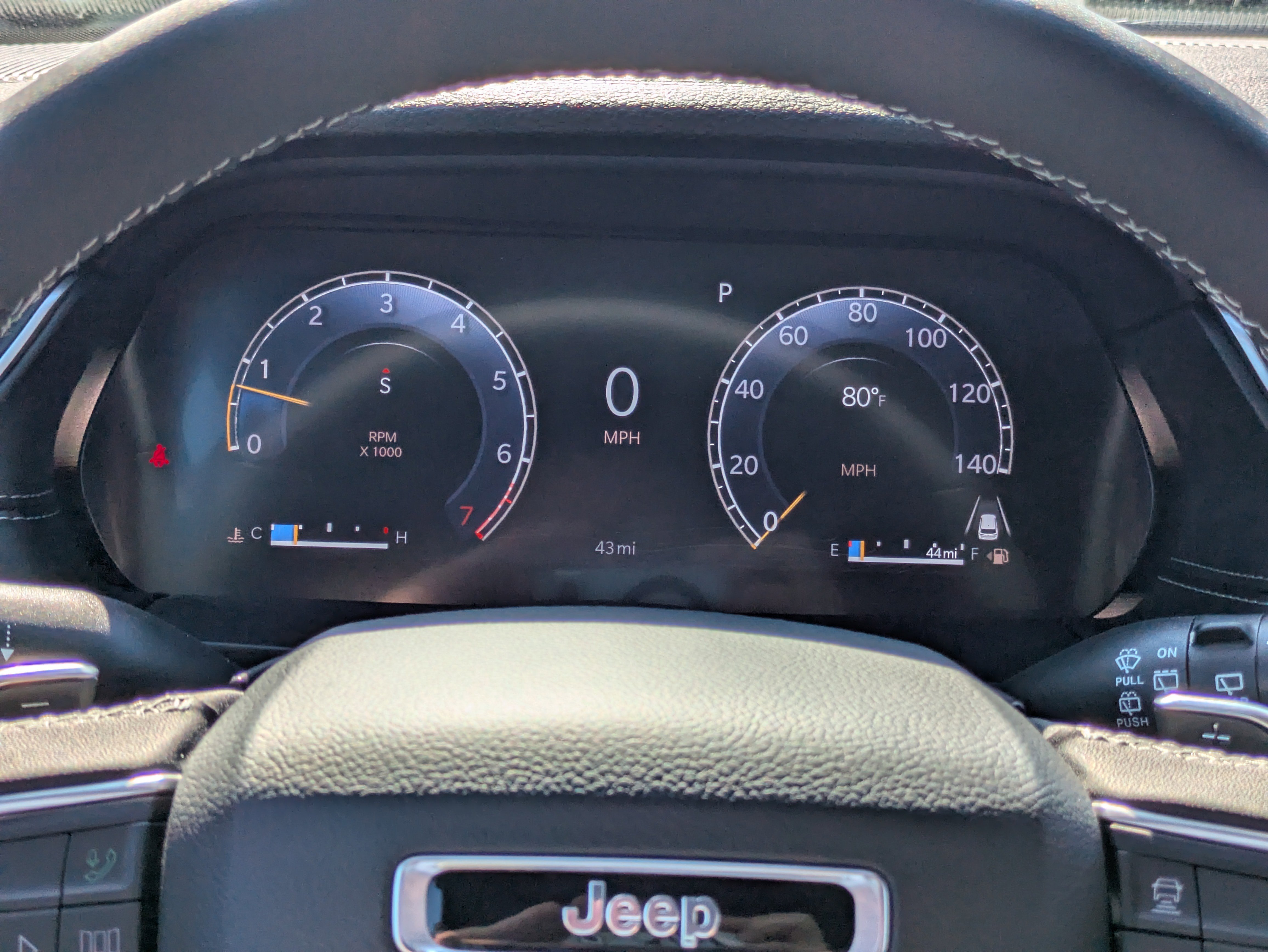 New 2025 Jeep Grand Cherokee L Limited w/ Black Appearance Package AWD/4WD image 16