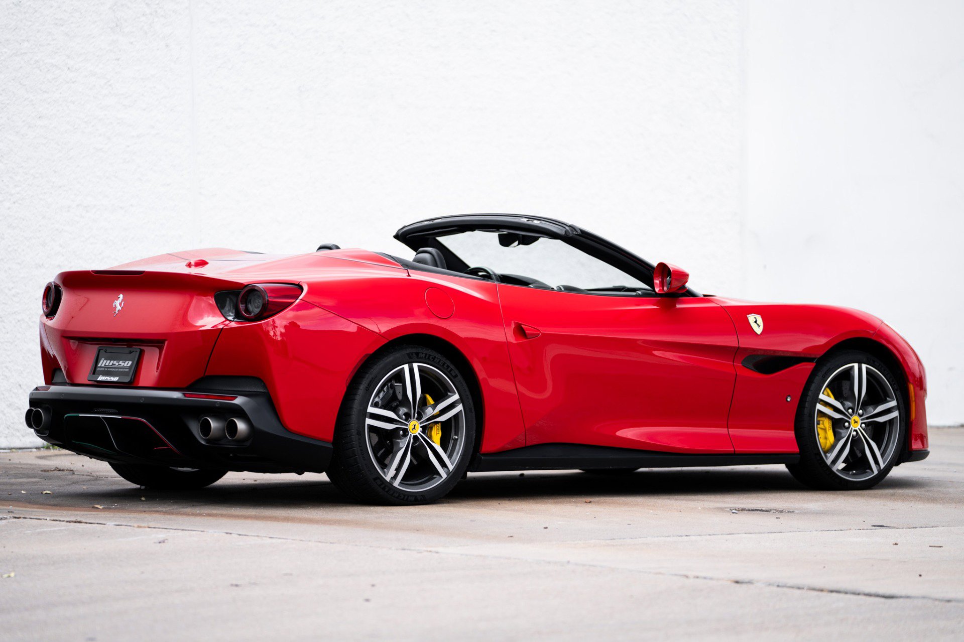 Used 2019 Ferrari Portofino image 16